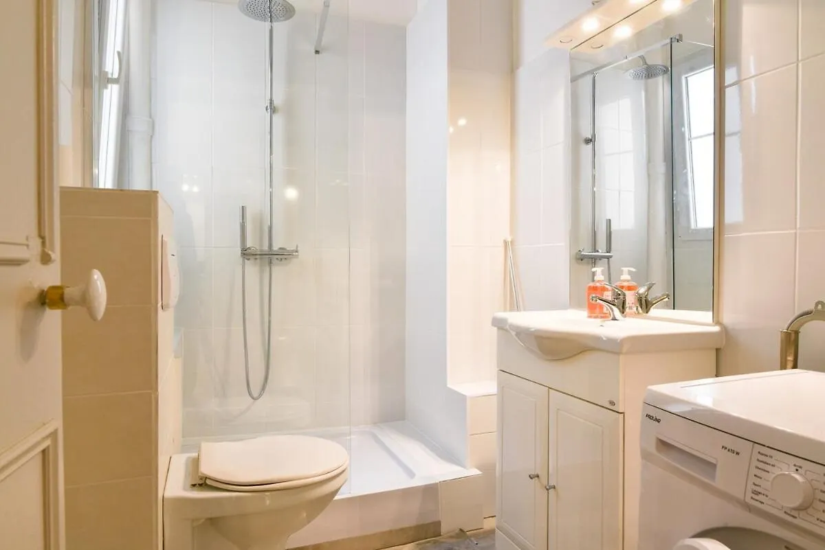 Apartment Central & Cosy Nizza Frankreich